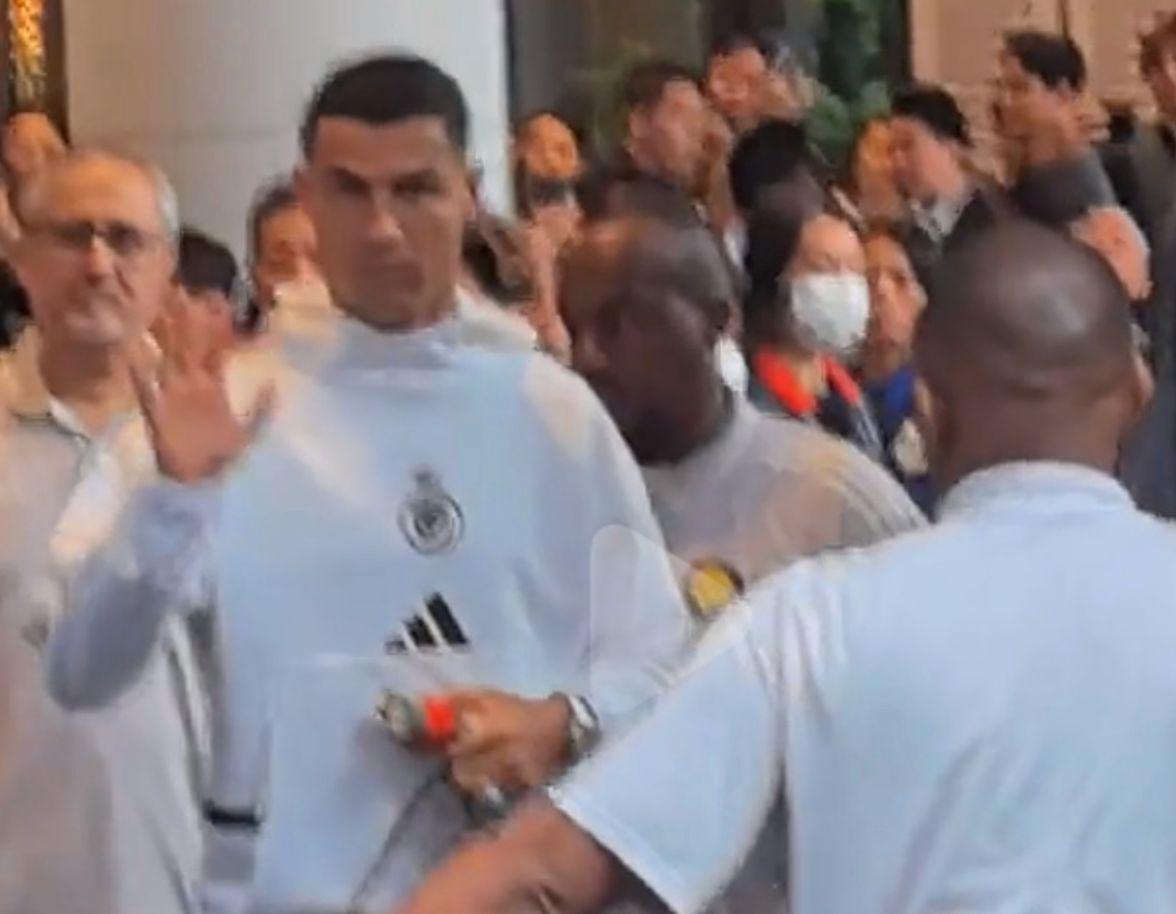 到了中国球, 中很投入