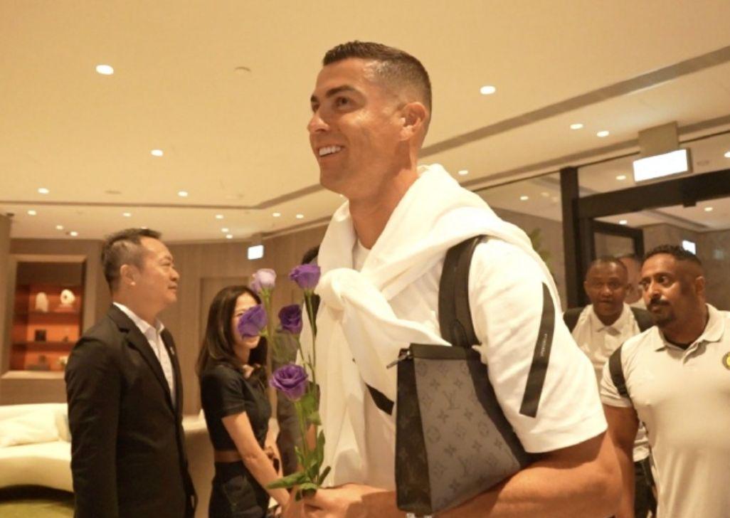 主动给他们, 在表达对梅