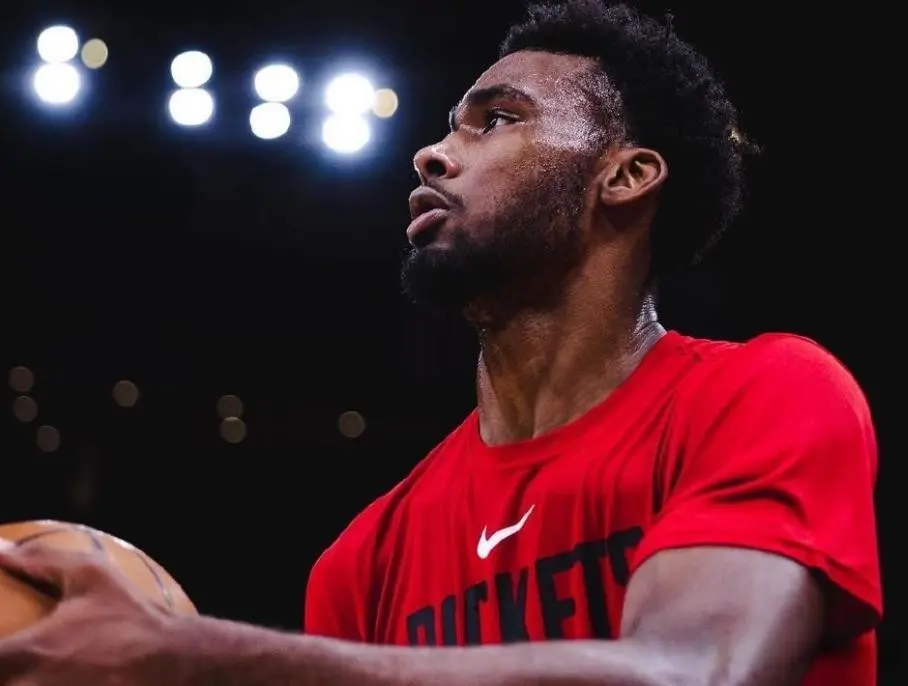 交易, 队前后脚进, 史密斯要差