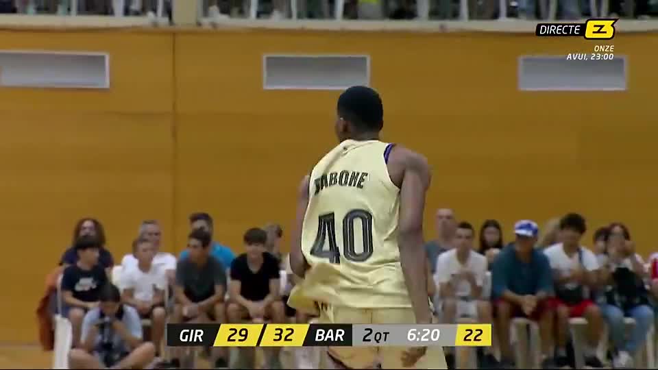 季让他在球, 达博内狂砍, 文班