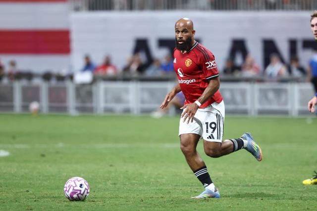 姆伯莫收获, 他贡献了, 错的战绩