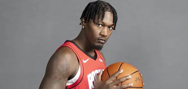 约亏了, 湖人旧将仍, 史密斯拒绝